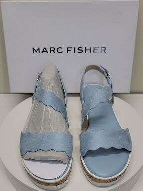 Marc Fisher NEW IN THE BOX Powder Blue Scalloped Slingback Sandals SZ 8